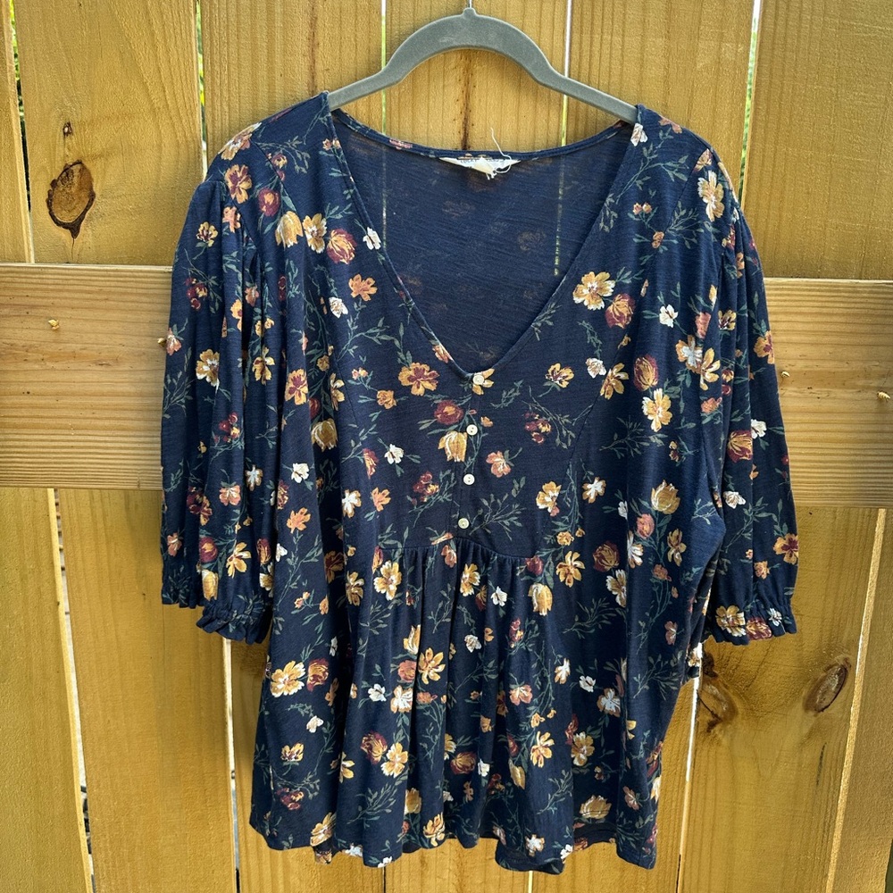 Lucky Brand Navy Blue Oversized Babydoll Ruffled 3/4 Sleeve Floral V Neck Blouse